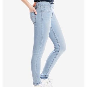 Levi’s 535 super skinny jeans